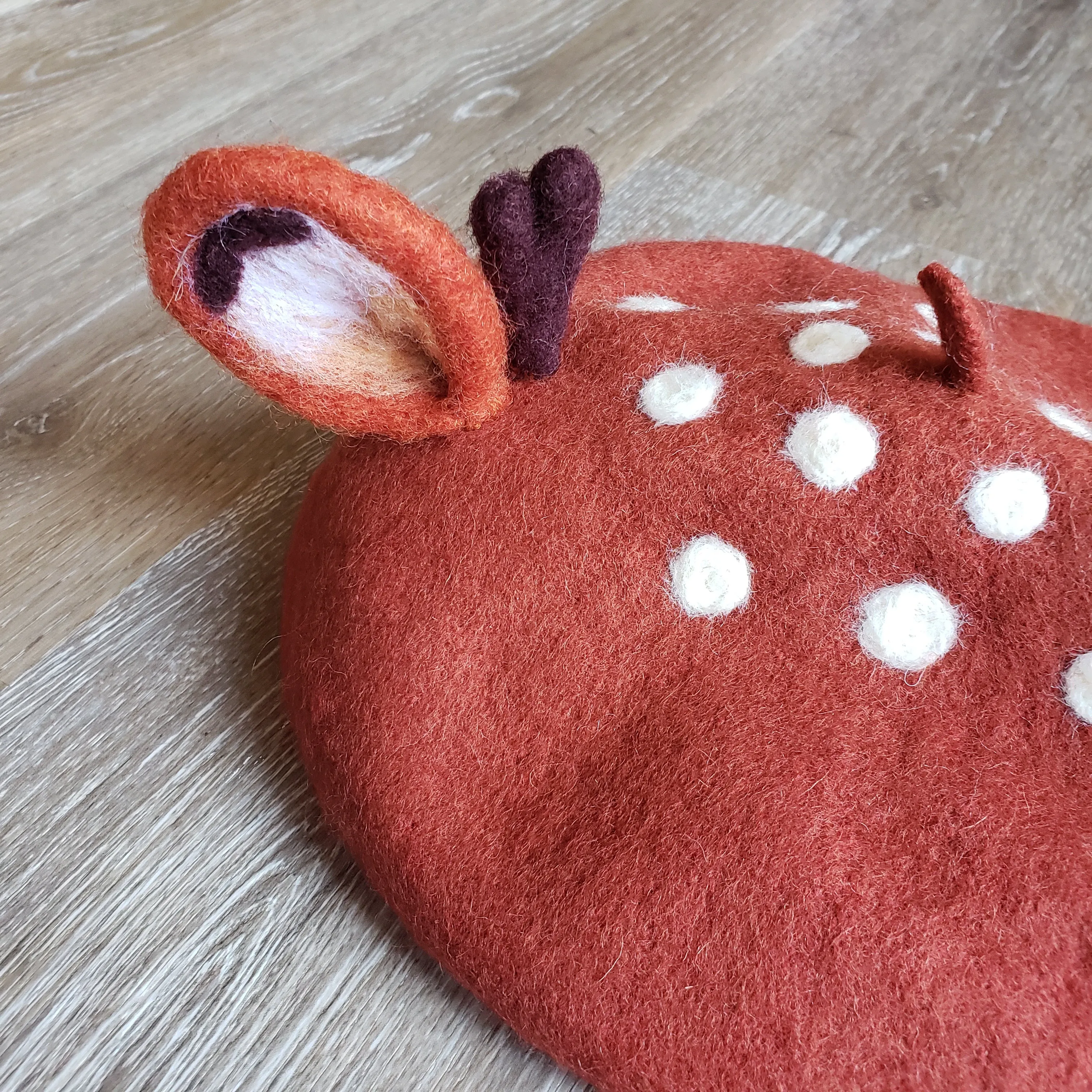 Red Speckled Deer Beret