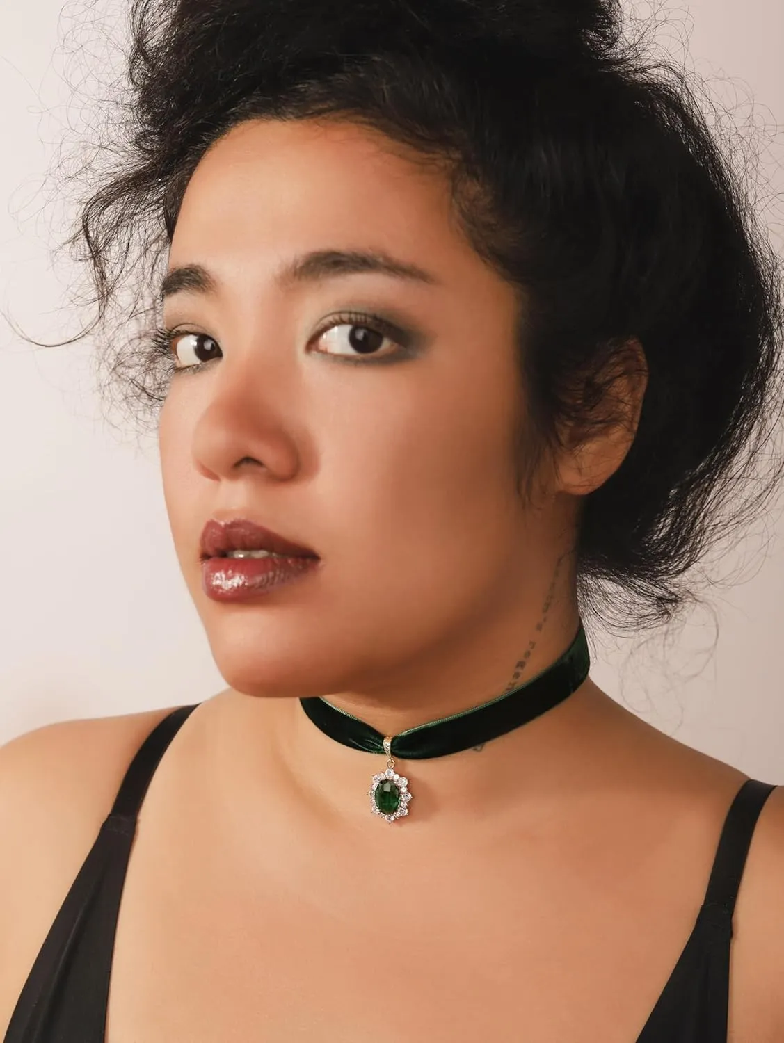 Sacina Rhinestone Victorian Choker, Velvet Chocker, Gothic Goth Choker, Vintage Necklace, Halloween Christmas Jewelry Gifts for Women