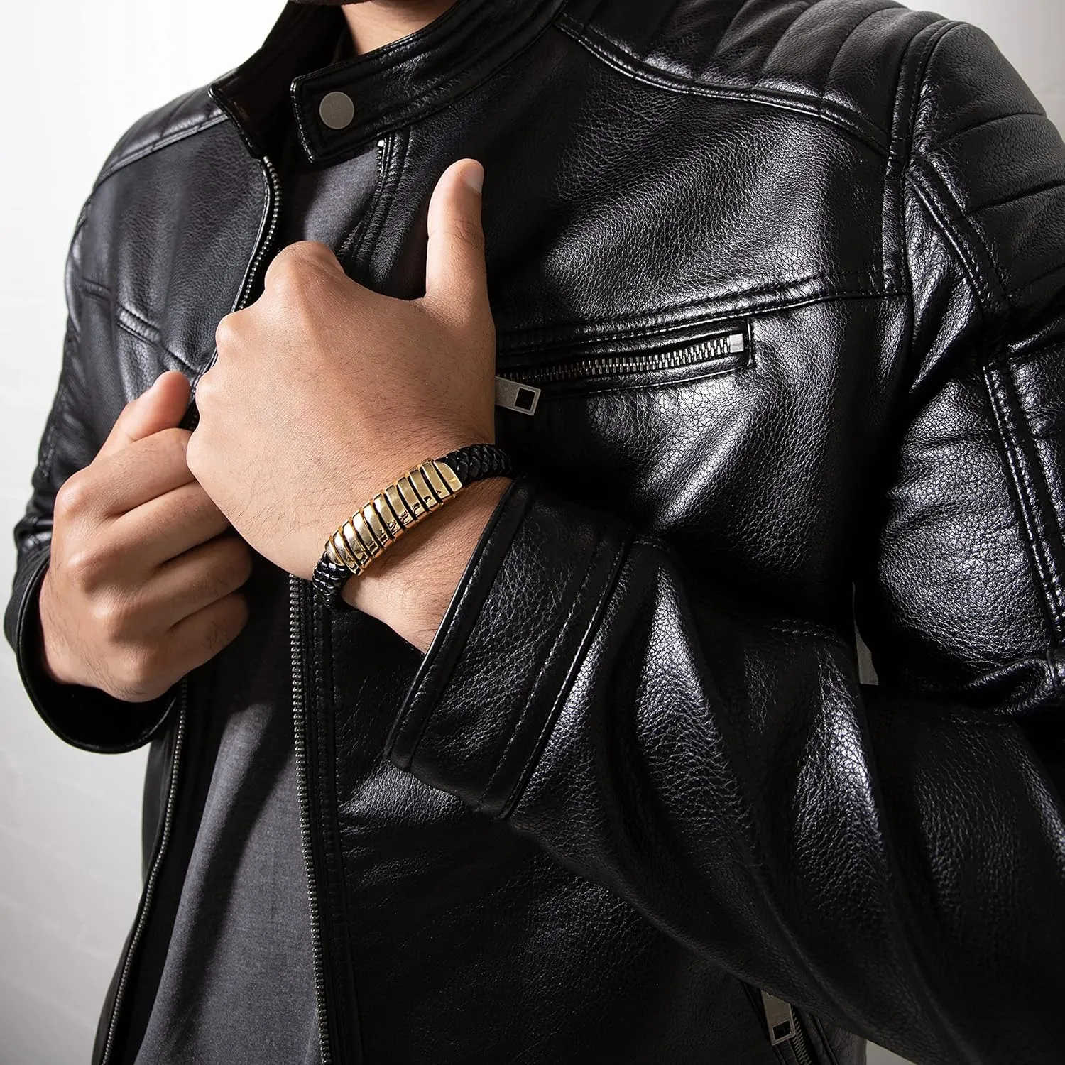 SERASAR Premium Leather Bracelet Men | Stainless Steel Magnetic Clasp | Three Colors | Jewelry Box Included