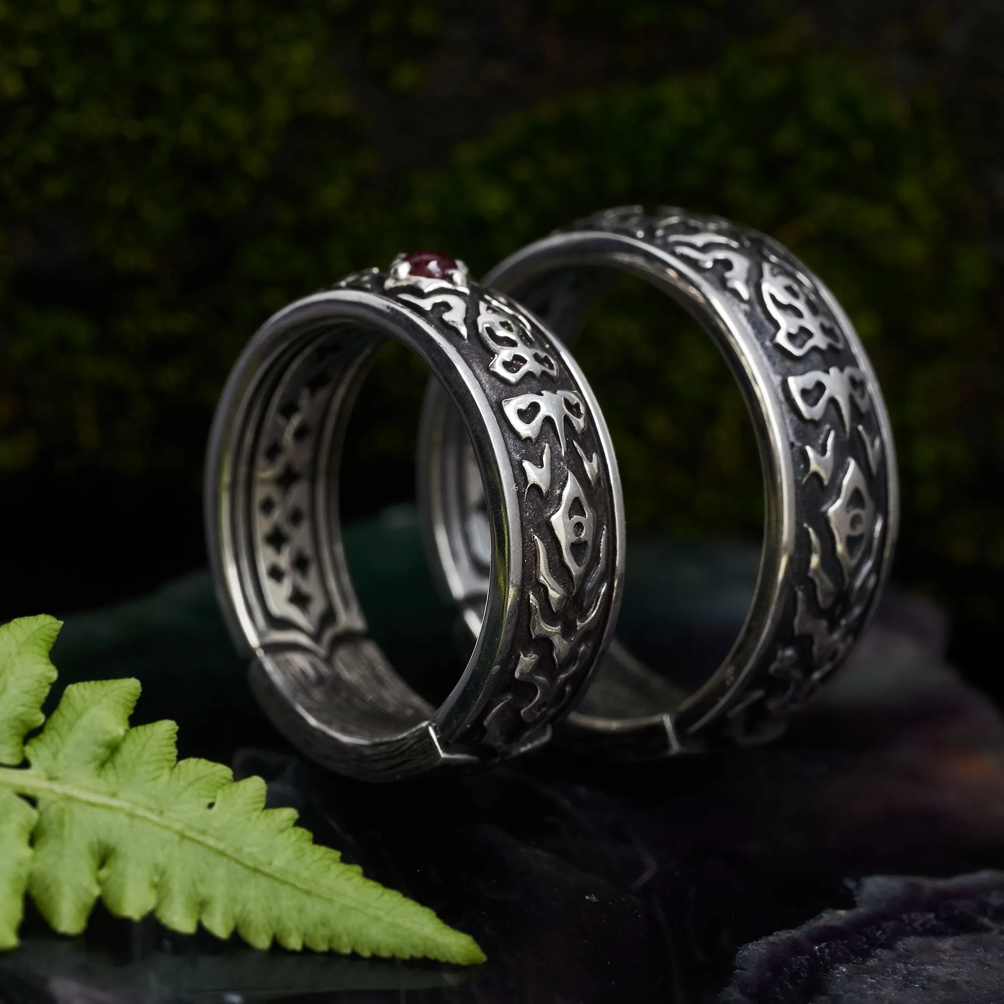 Set of male and female engagement rings with Ruby "Dusk"