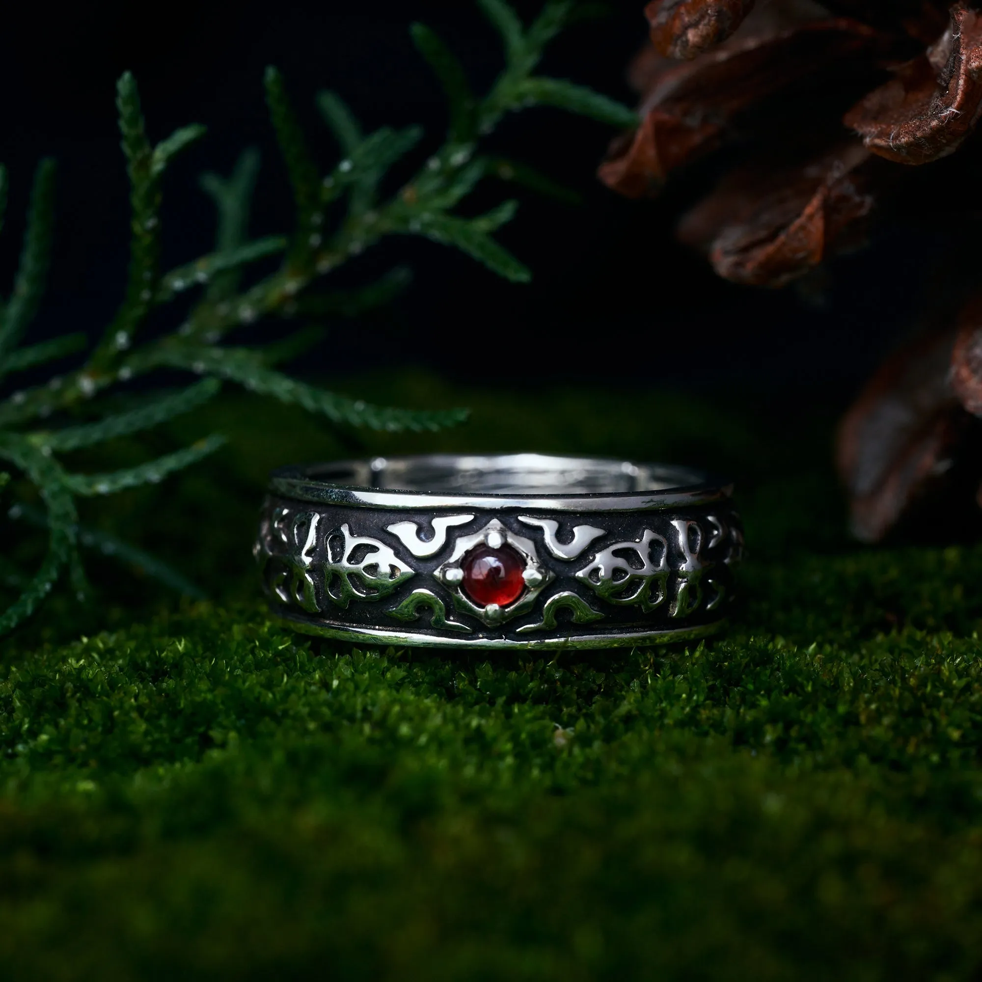 Set of male and female engagement rings with Ruby "Dusk"
