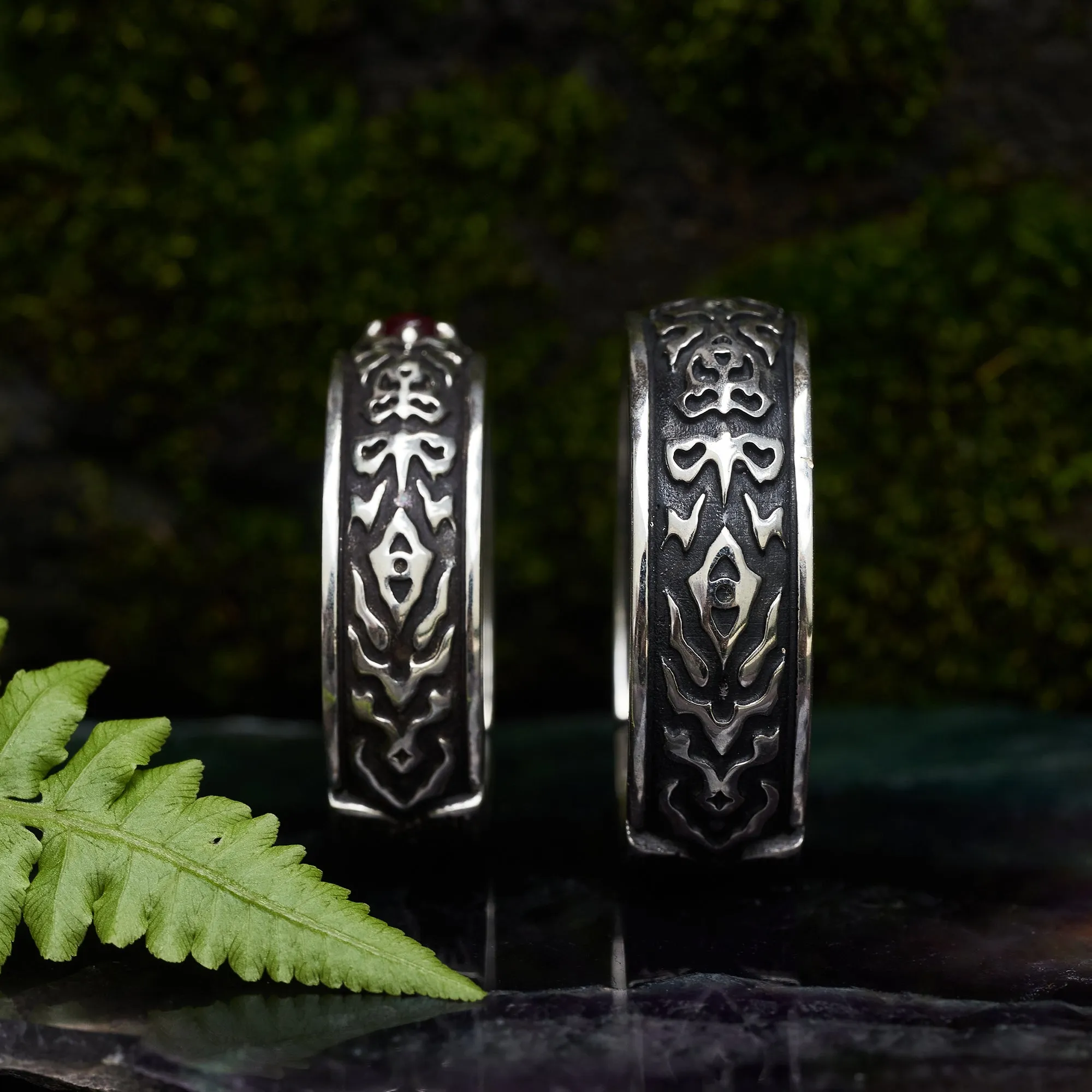 Set of male and female engagement rings with Ruby "Dusk"