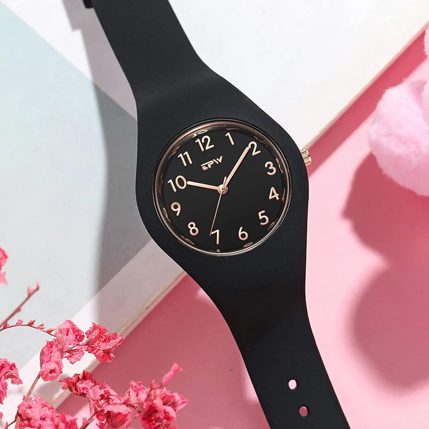 Simple Women Watches Minimalist Comfortable Silicone Strap 30M Waterproof Sport Watches Gifts for Women Girls