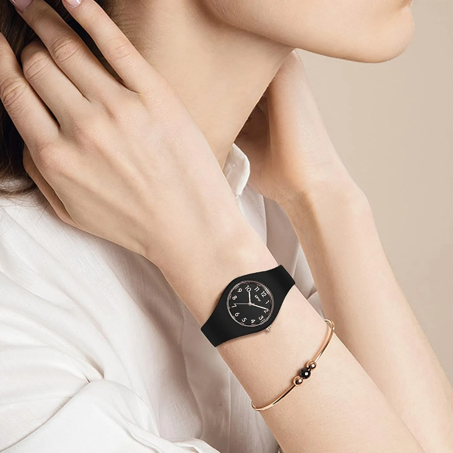 Simple Women Watches Minimalist Comfortable Silicone Strap 30M Waterproof Sport Watches Gifts for Women Girls