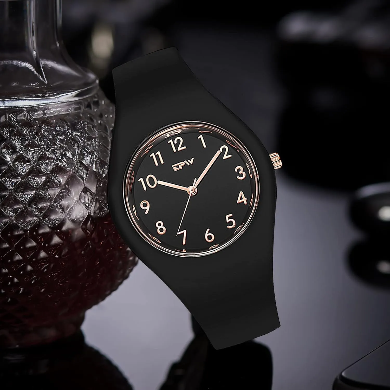 Simple Women Watches Minimalist Comfortable Silicone Strap 30M Waterproof Sport Watches Gifts for Women Girls