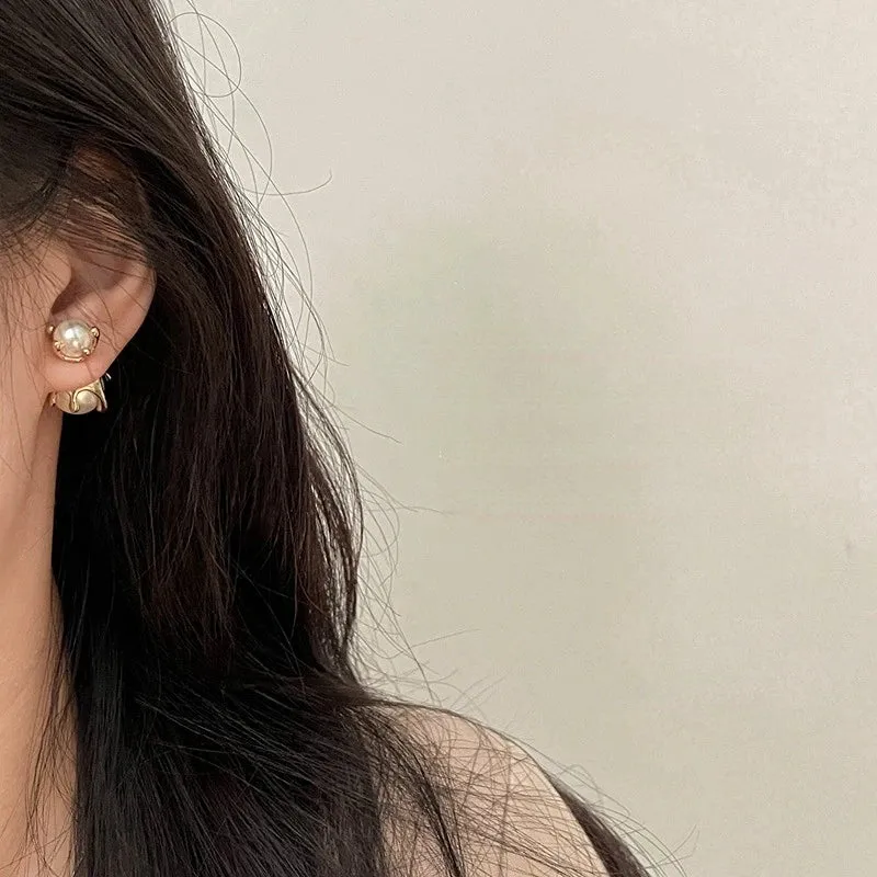 Sleek Edge: Modern Stud Earrings for the Contemporary Soul