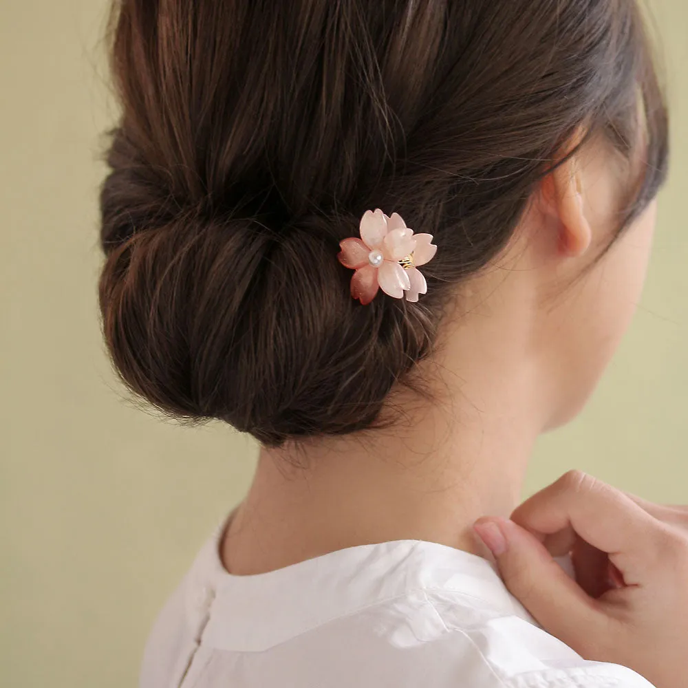 Small Sakura Hair Clip