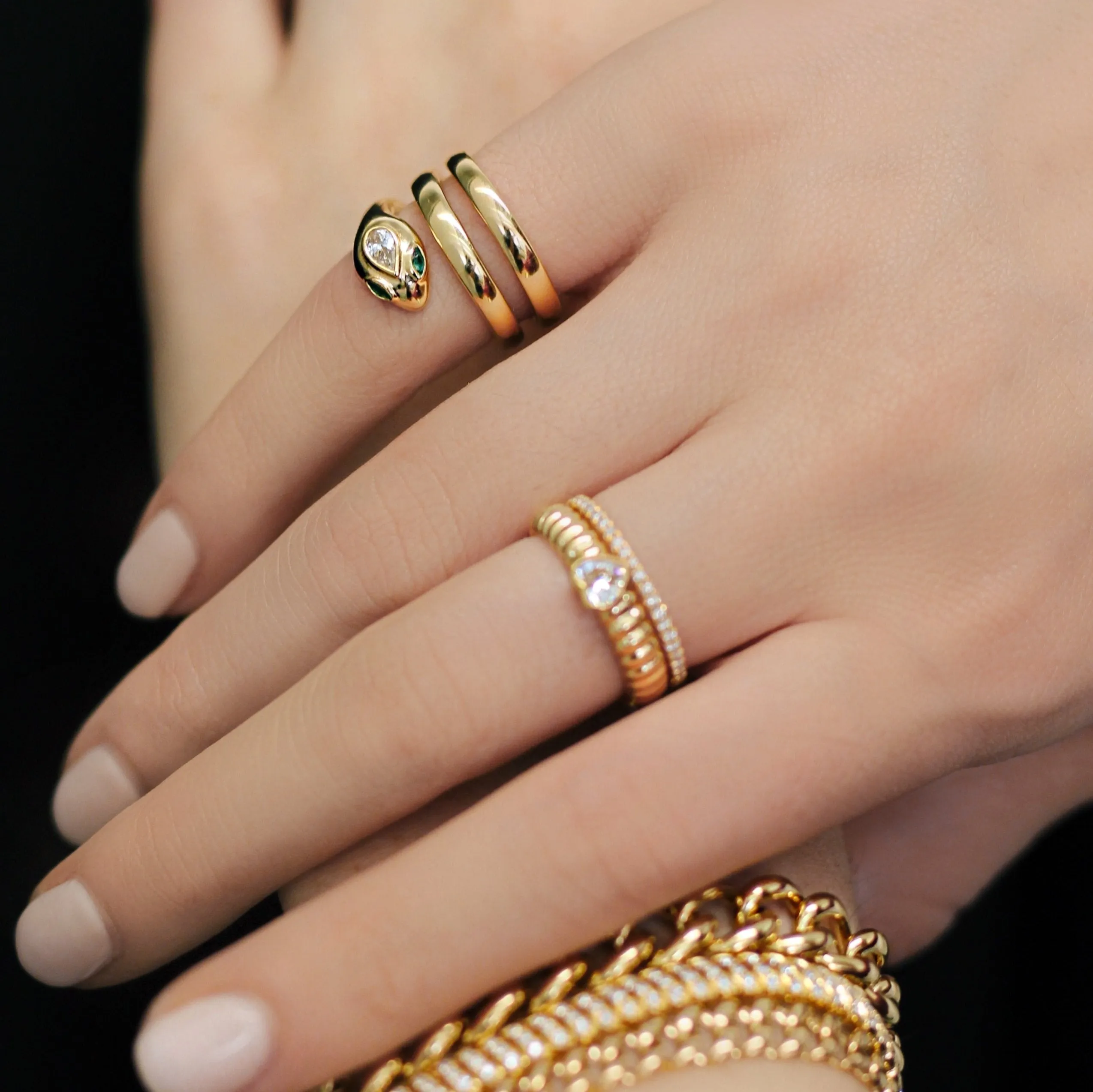 SNAKE COIL PINKY RING