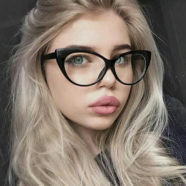 Sunglasses - Retro Cat Eye Glasses