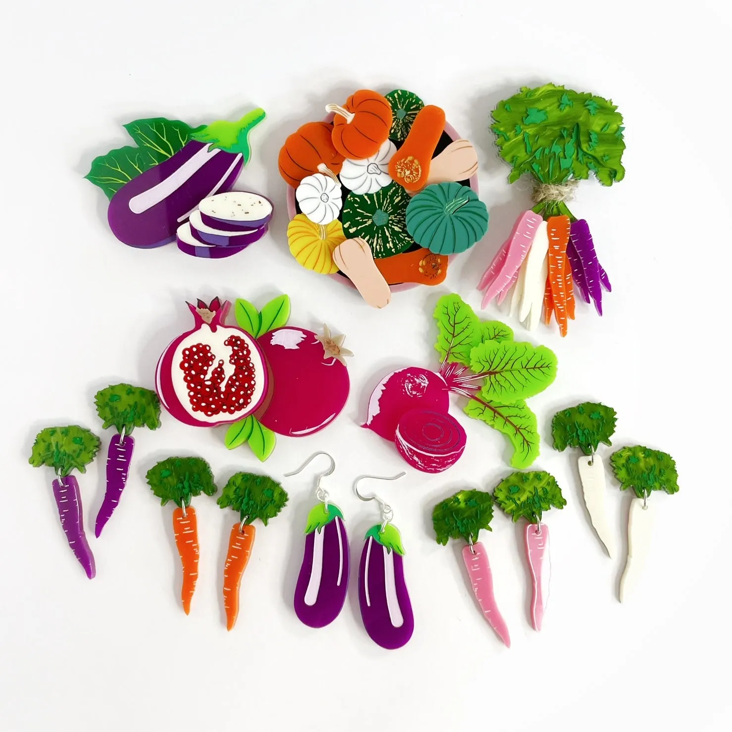 The Witches Garden - Carrot Brooch
