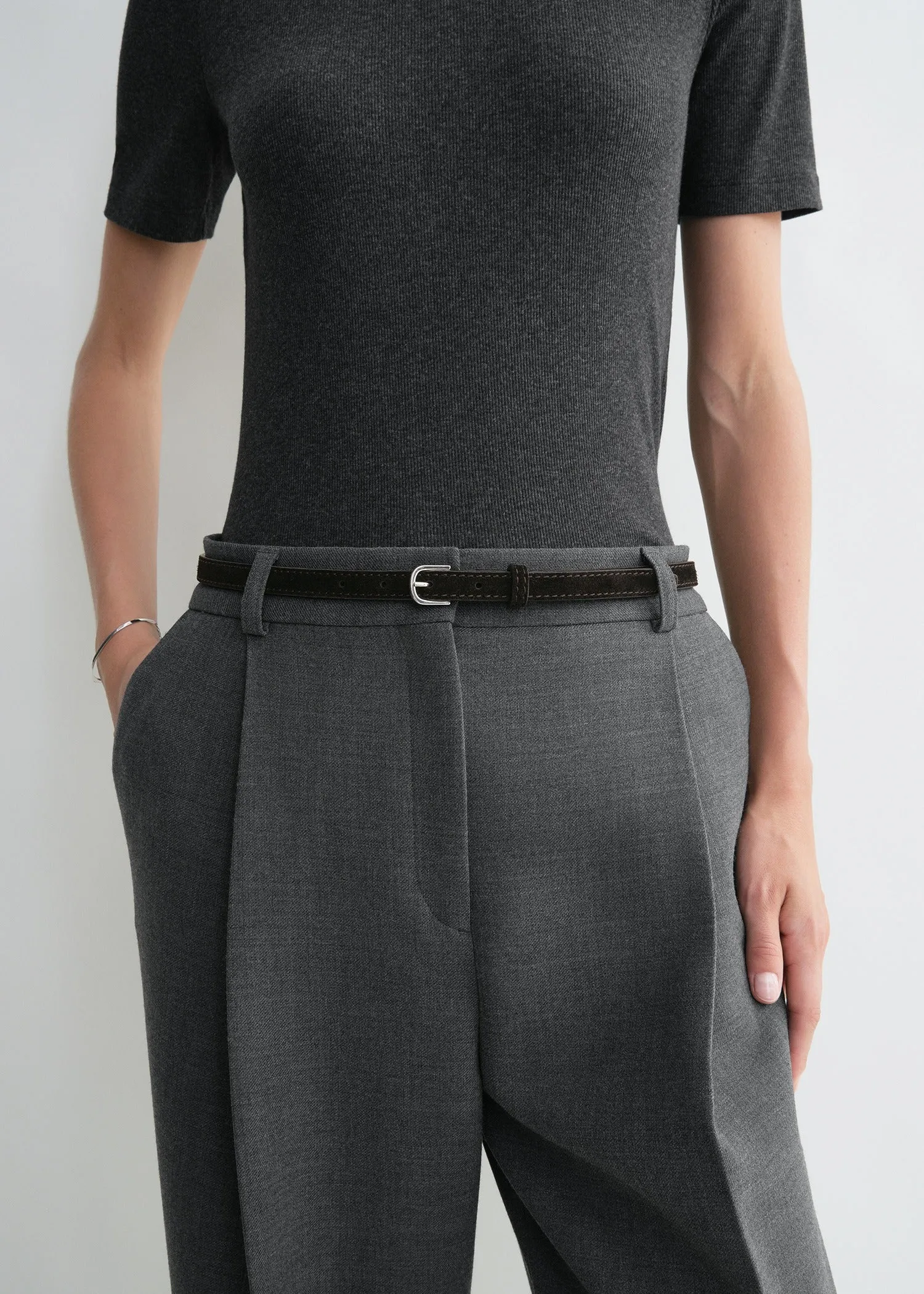 Thin suede belt espresso