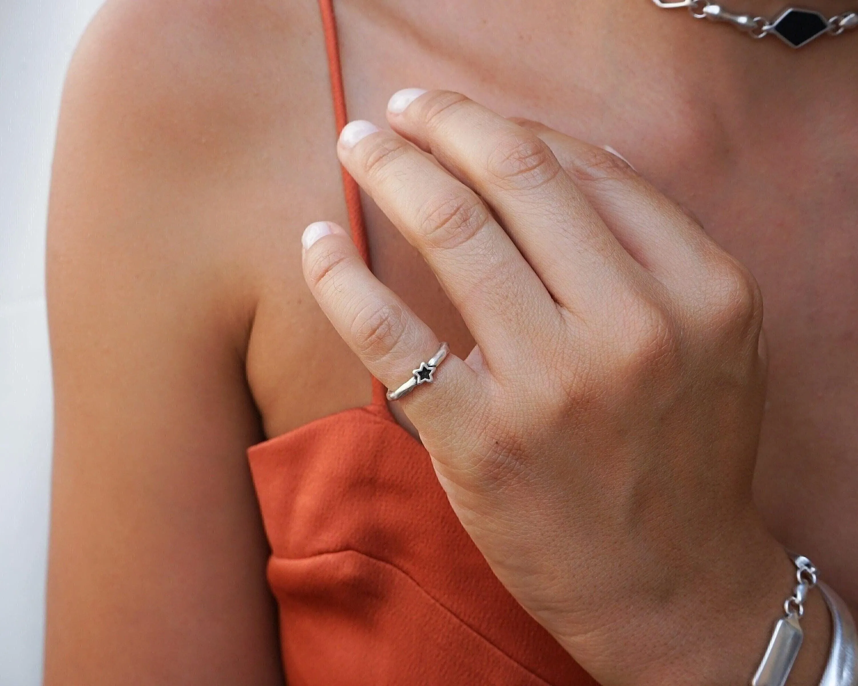 Tiny Band Silver Black Star Pinky Ring