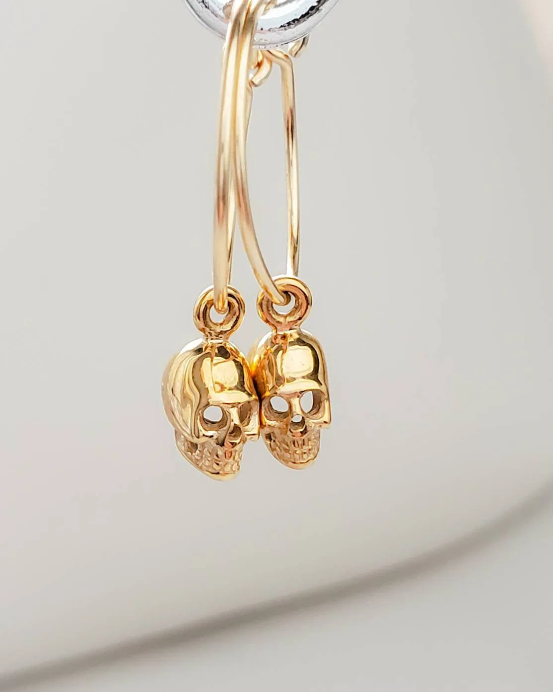 Tiny Skull Hoops