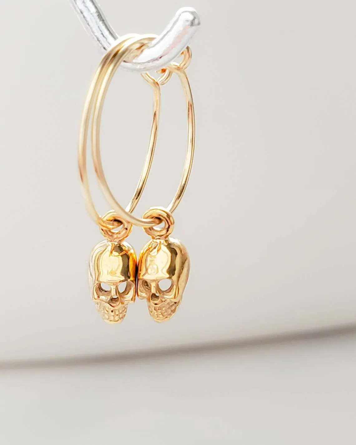 Tiny Skull Hoops