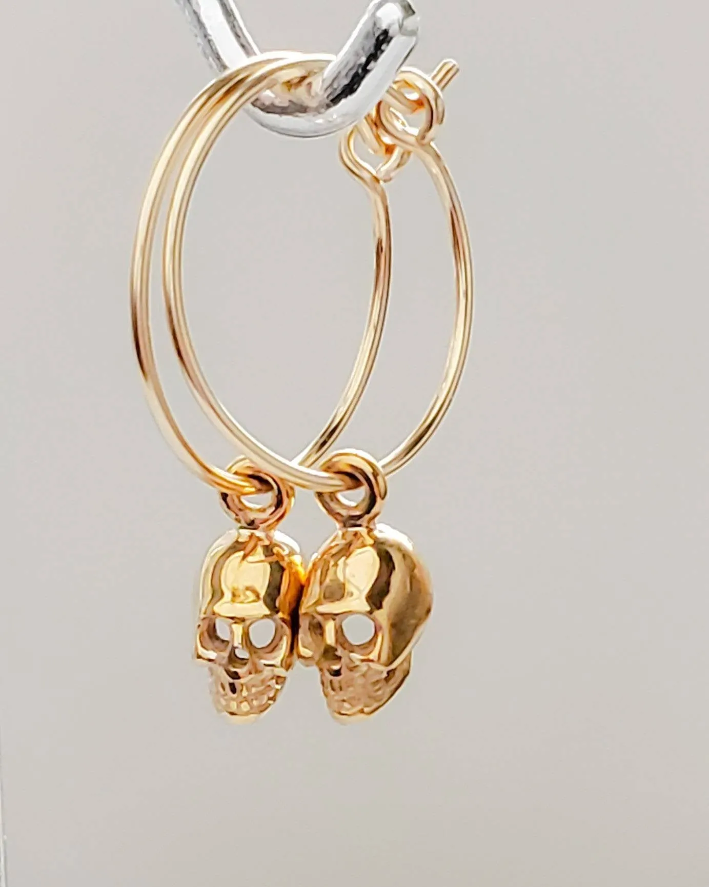 Tiny Skull Hoops
