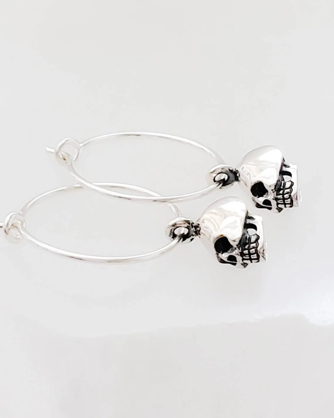 Tiny Skull Hoops