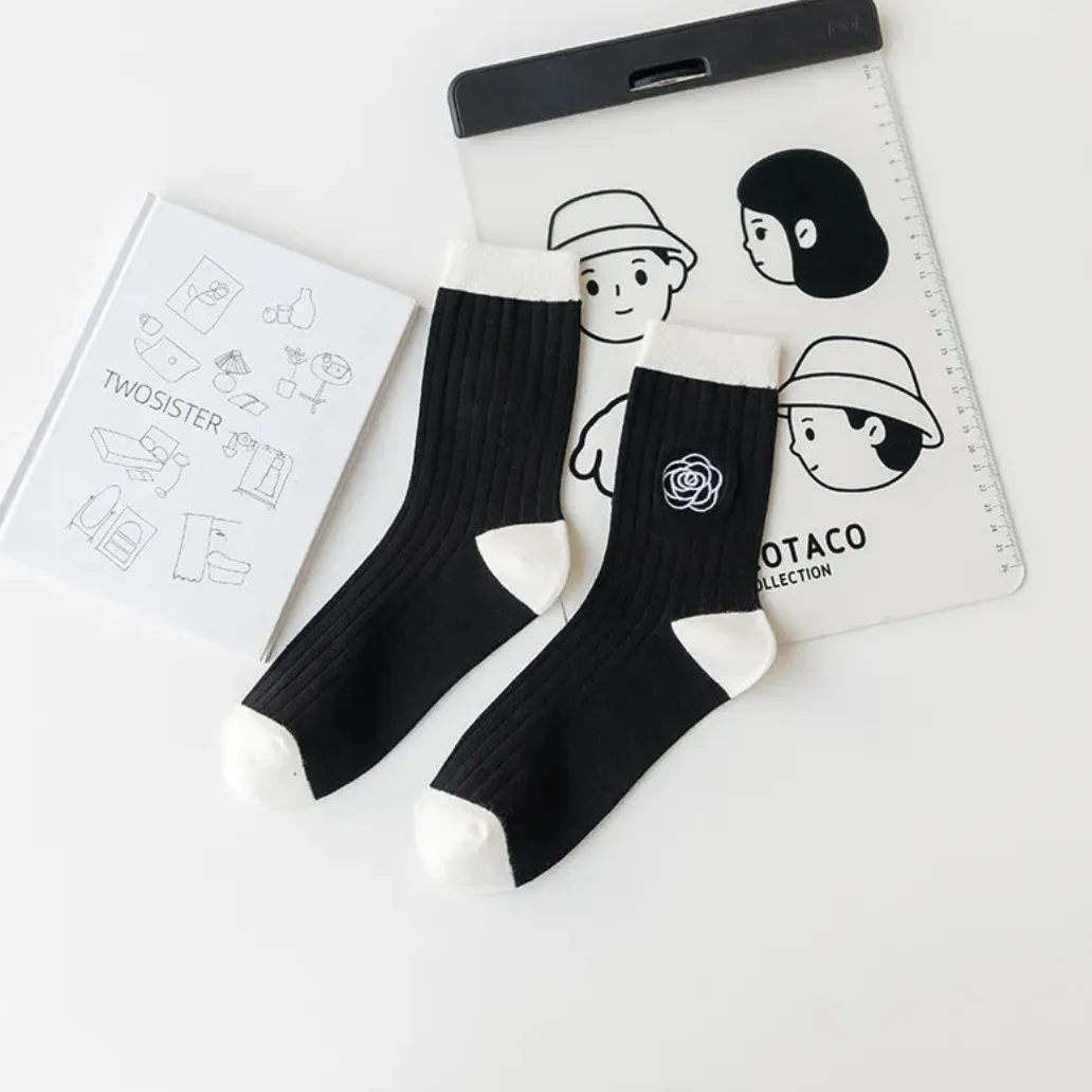 Two Tone Camellia Flower Socks