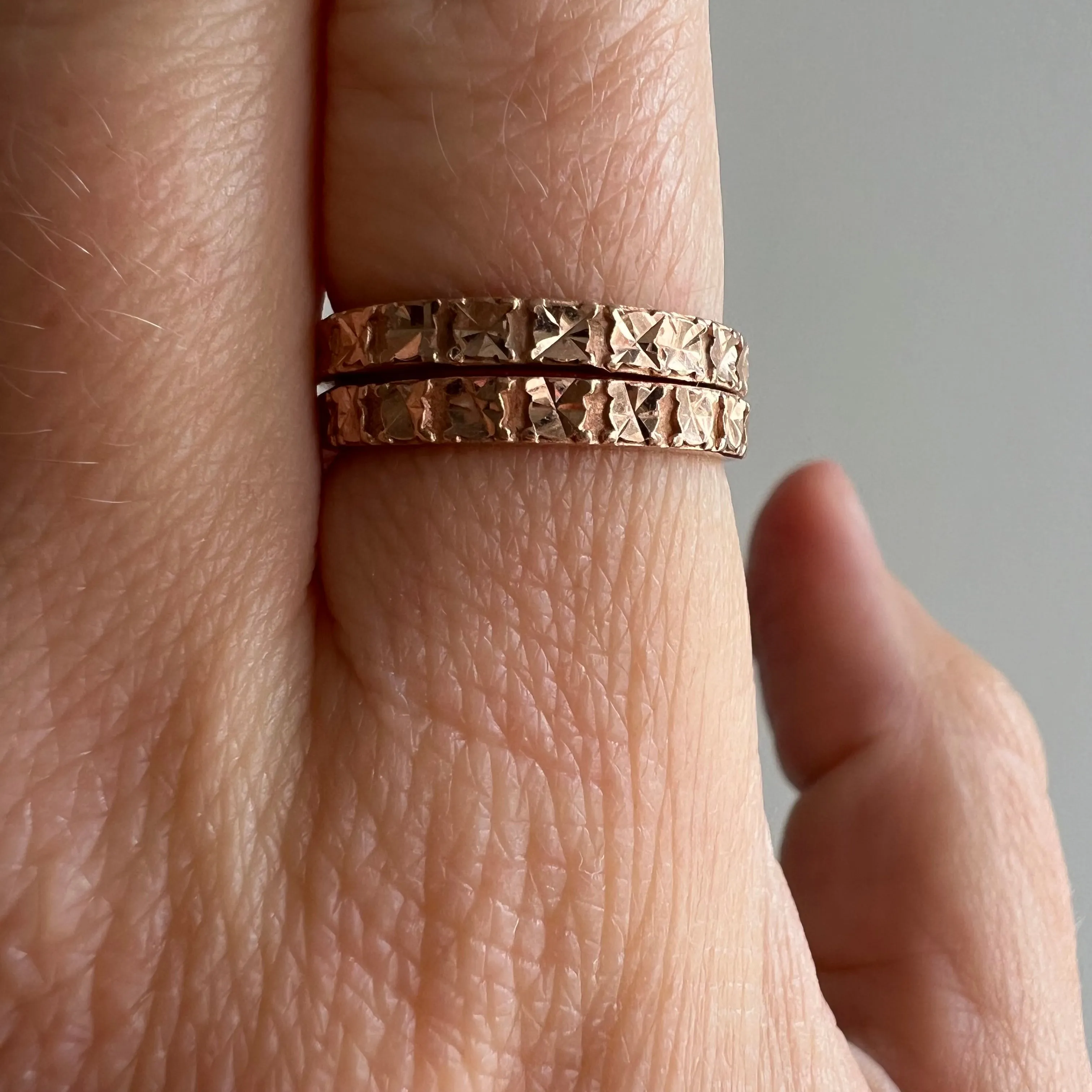 V I N T A G E // dynamic duo / 10k rose gold Michael Anthony bands / size 6