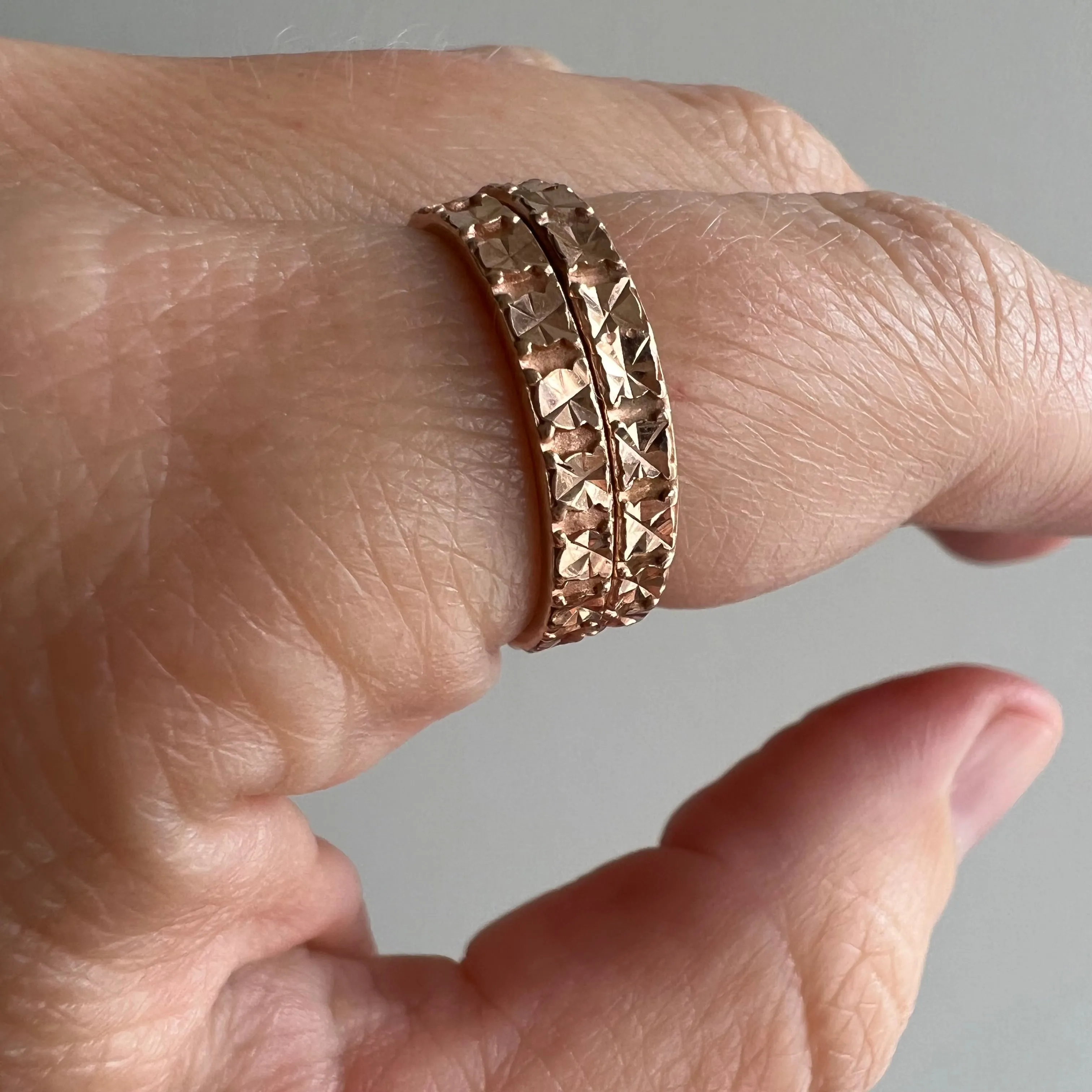 V I N T A G E // dynamic duo / 10k rose gold Michael Anthony bands / size 6