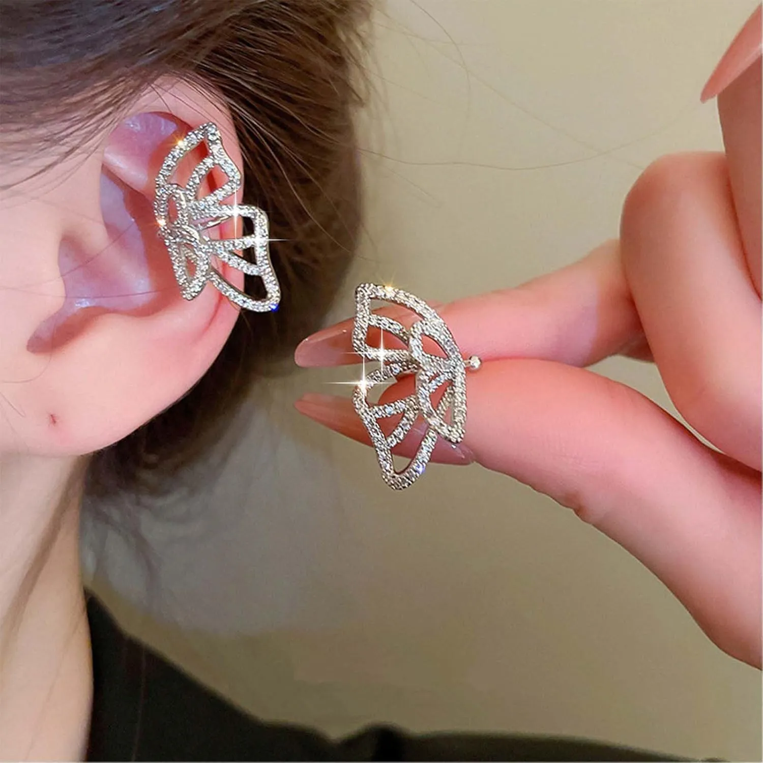 Vintage Crystal Butterfly Ear Cuff Earrings Rhinestone Butterfly Cuff Earrings Silver Cz Butterfly Ear Climber Earrings Hollow Butterfly Ear Cartilage Cuff Earrings for Women (Left)