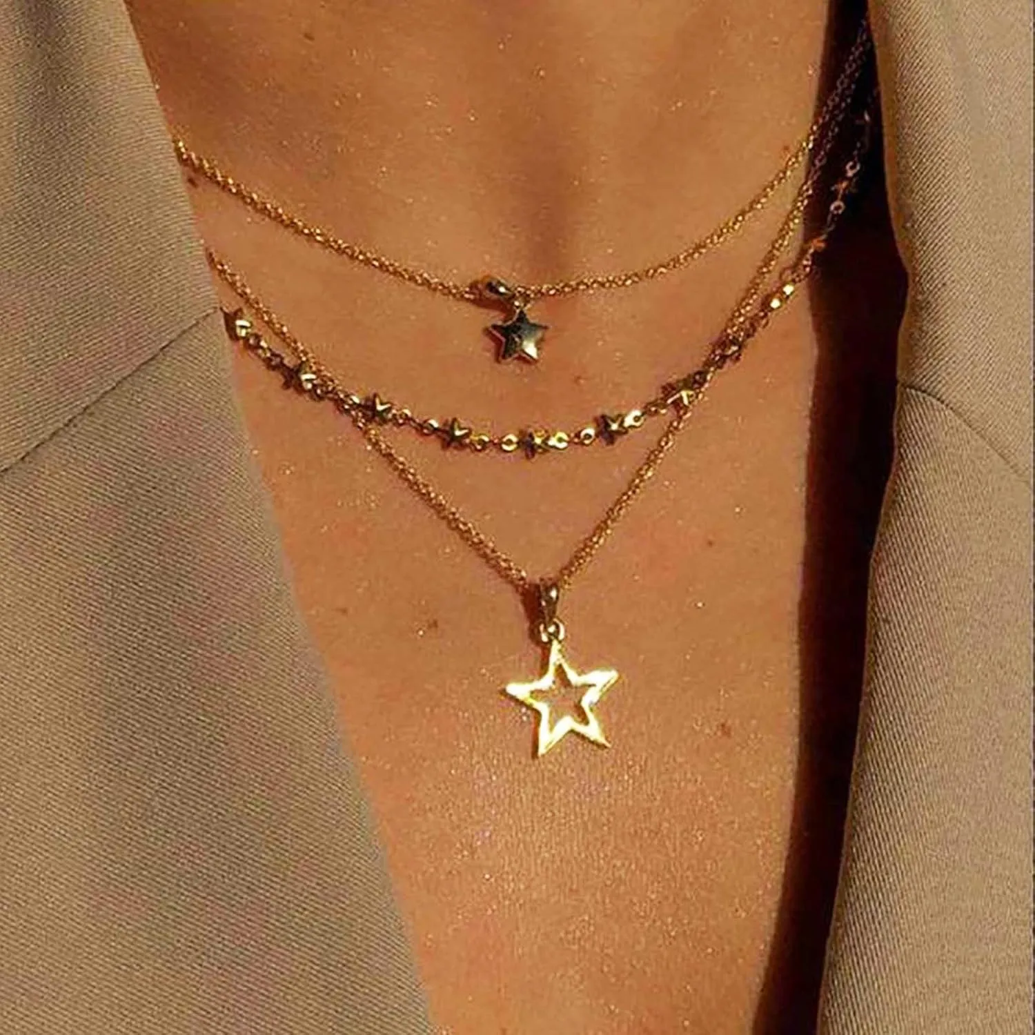 Vintage Layered Star Pendant Necklace Hollow Star Choker Necklace Star Chain Choker Necklace Layering Star Necklace Gold Star Necklace for Women