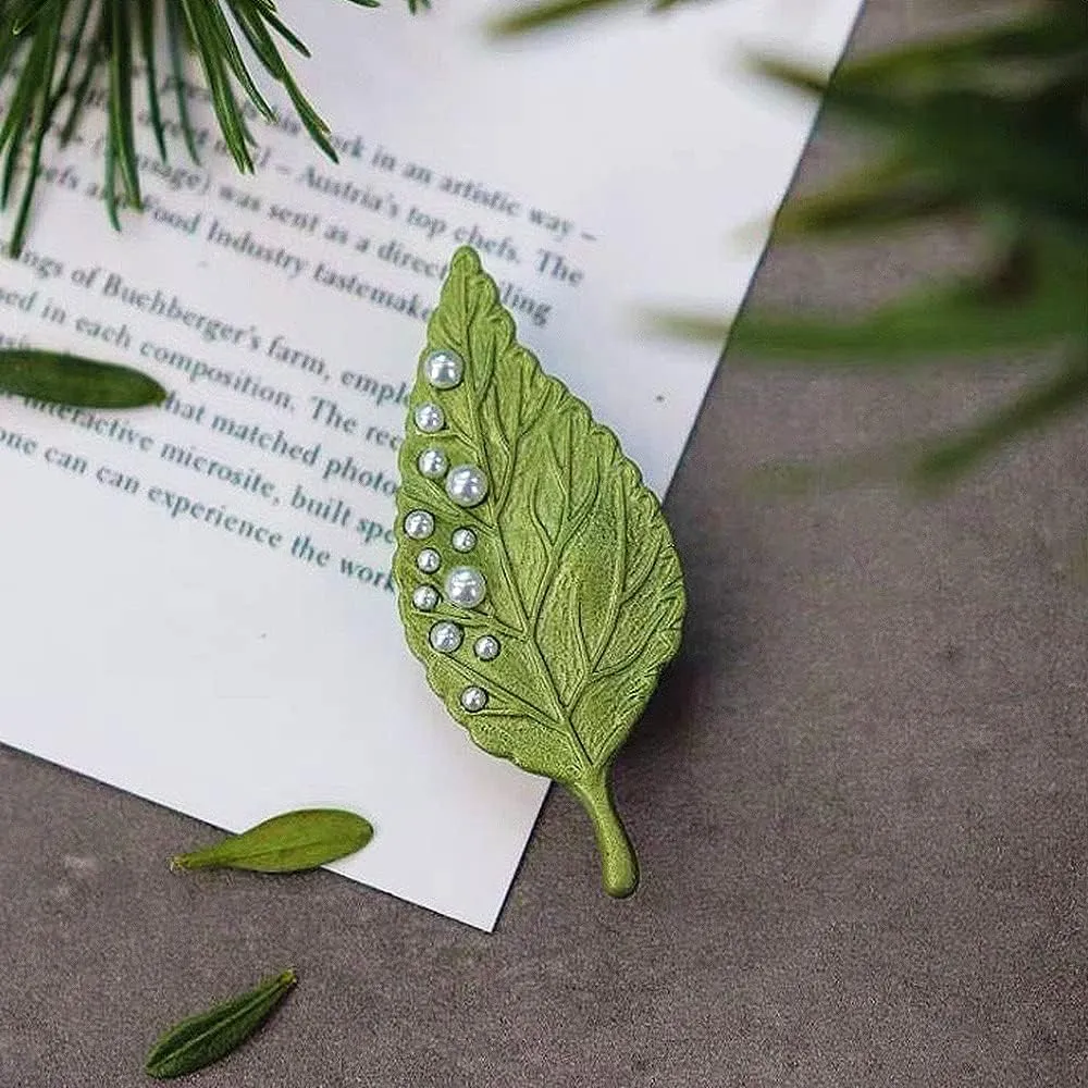 Vintage Pearl Leaves Brooches Green Enamel Paint Plant Flowers Statement Brooch Pins Fashion Jewelry Accessories for Women Girl Gift