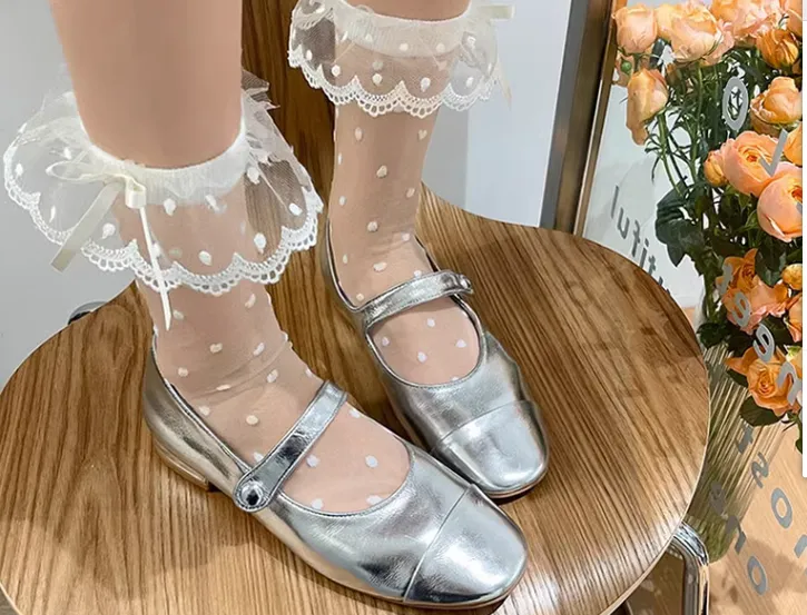 WAGUIR~Fahionable Lolita Gauze Dot Print Socks Multicolor
