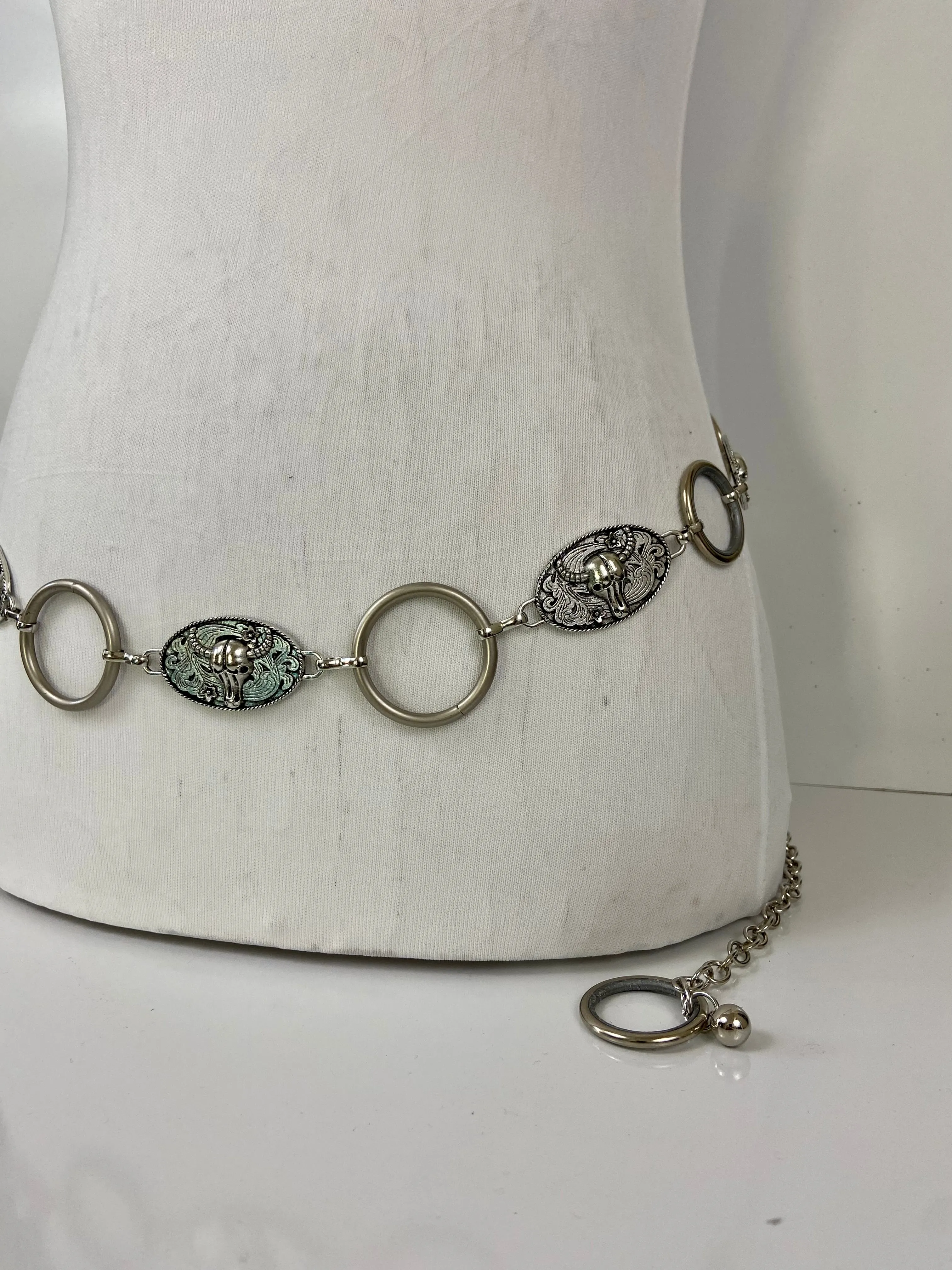 Western style 🐮 chain belt
