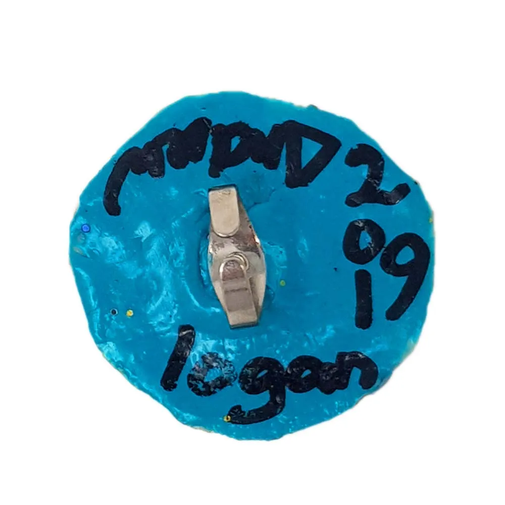 WHITE AND CREAM DOG COCKTAIL RING