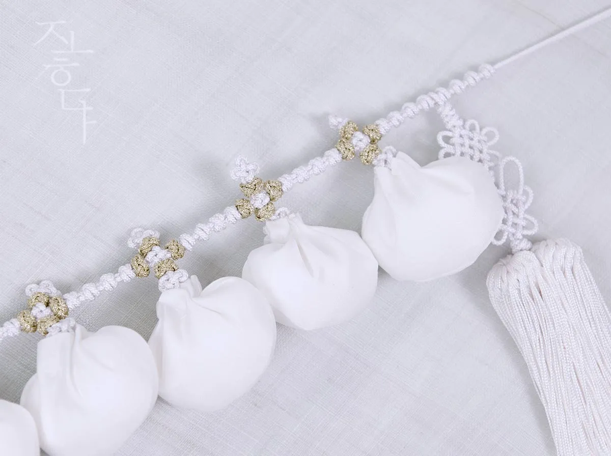 White Dol Belt (String Type)