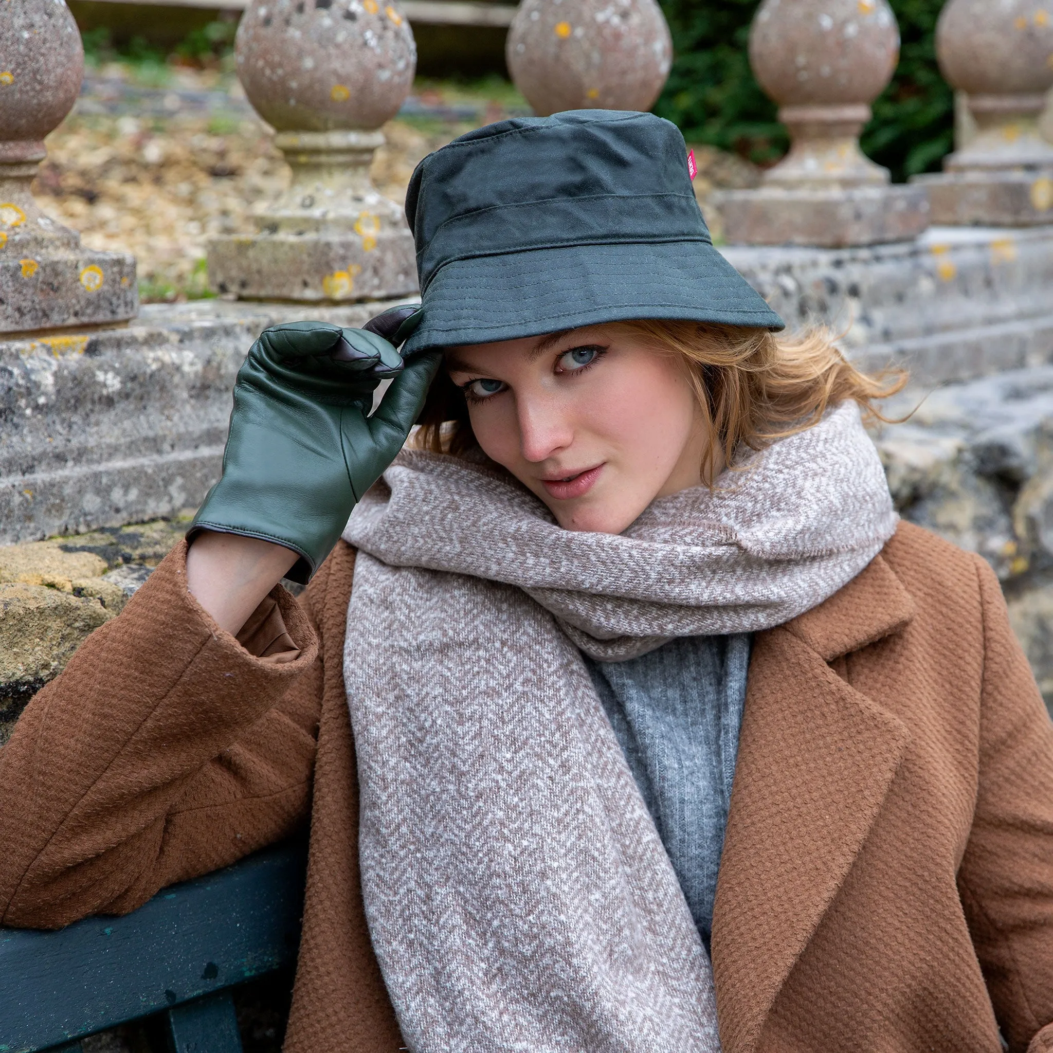Women’s Halley Stevensons Waxed Cotton Bucket Hat