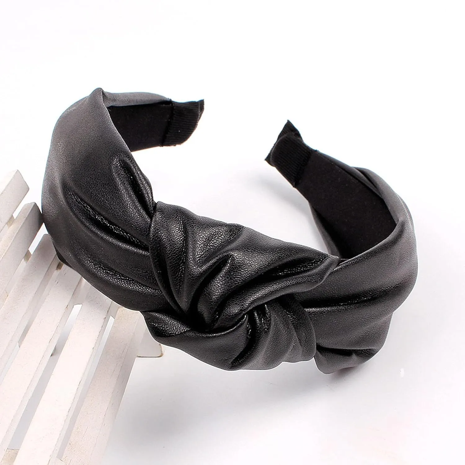 YOLAI Padded Headbands for Women Girls Wide Solid Color Hairbands Hair Hoops Fashion Ladies Hair Band (Black, One Size)