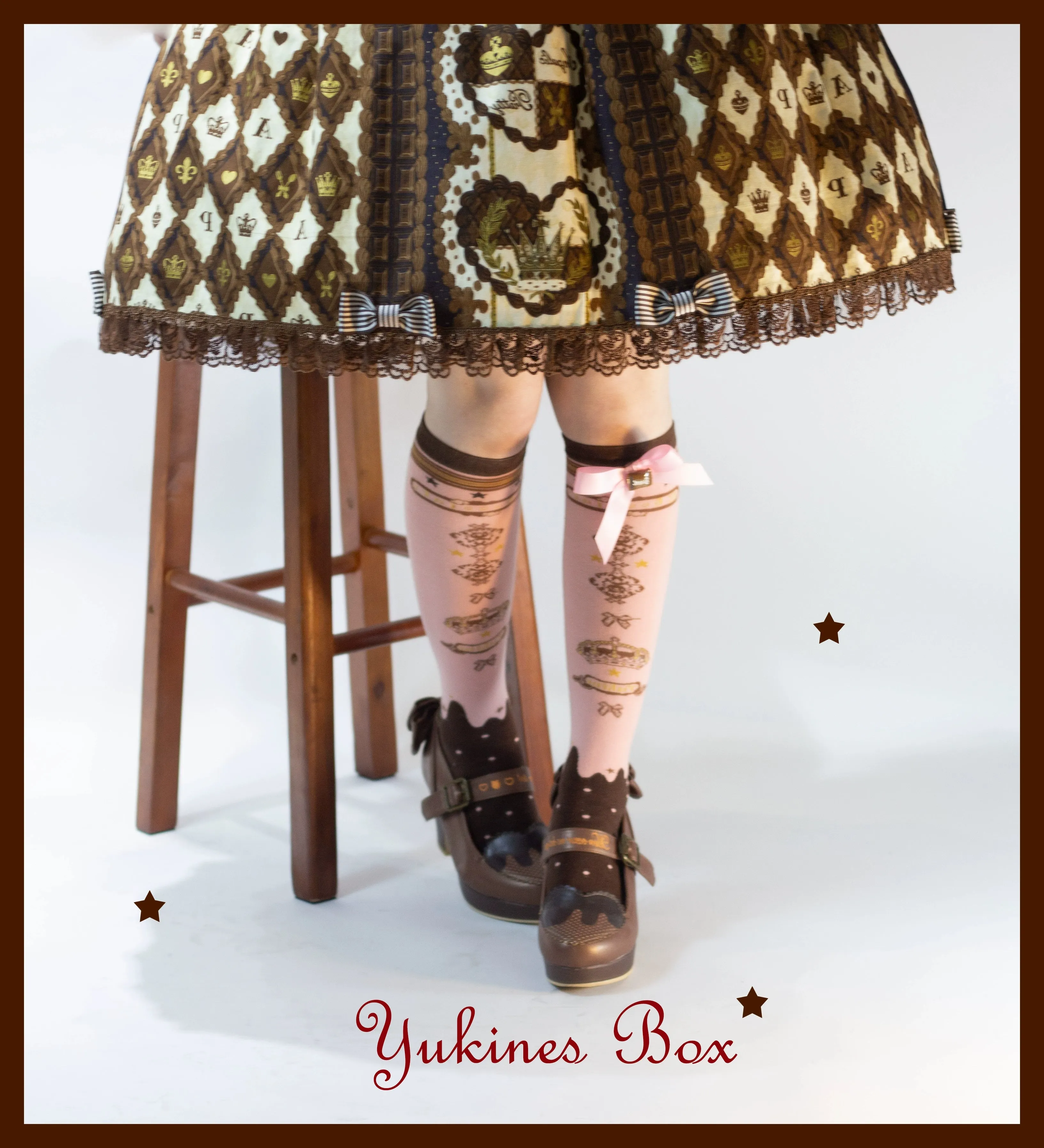 Yukines Box~Retro Lolita Chocolate Color Cotton Socks