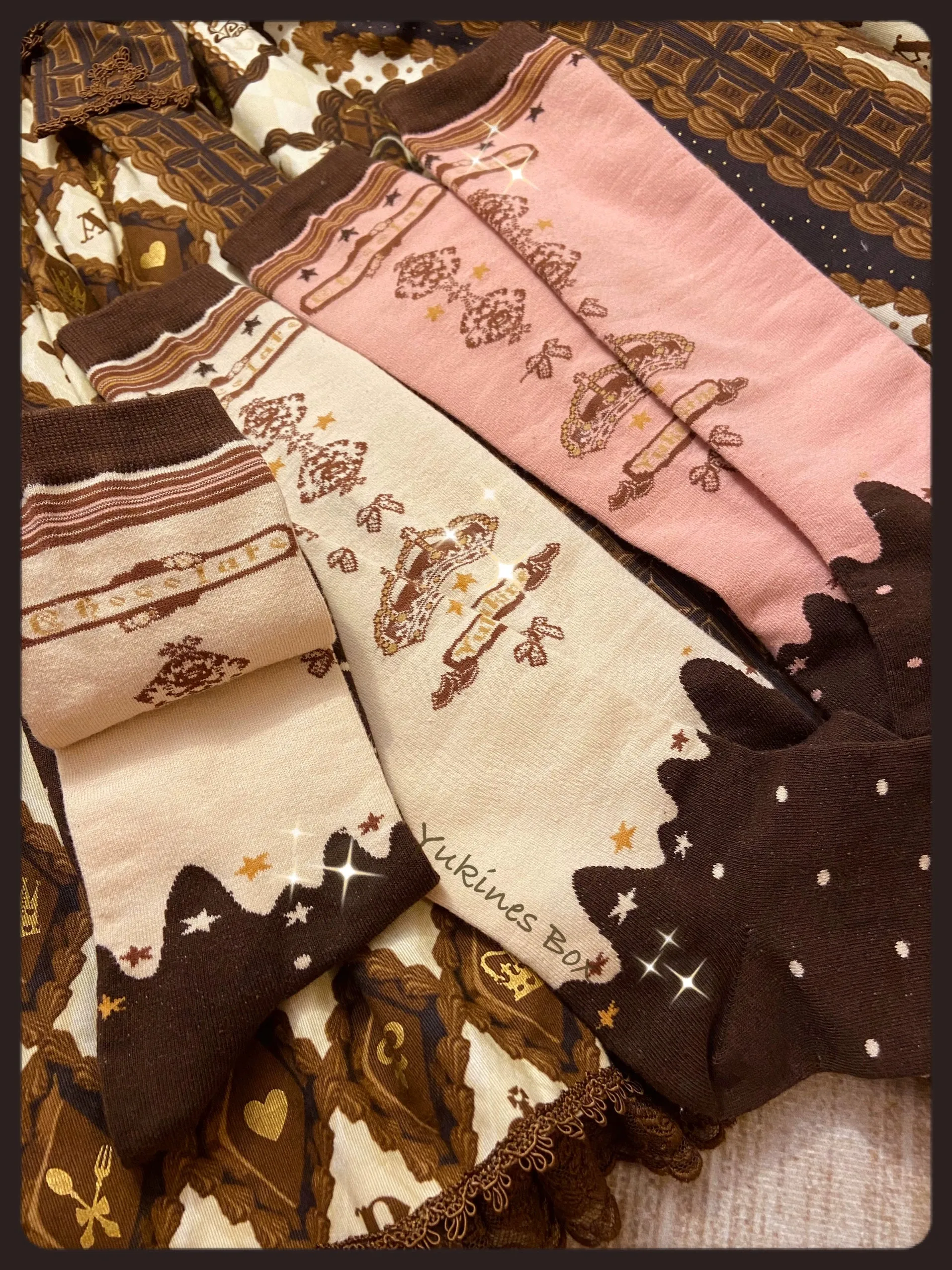 Yukines Box~Retro Lolita Chocolate Color Cotton Socks
